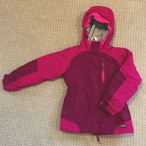 Lands’ End girls winter jacket. Size 6X/7. Excellent condition.